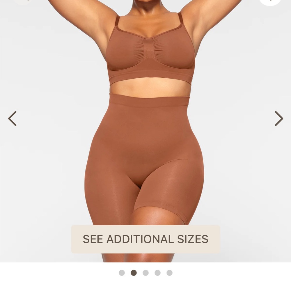 SKIMS Seamless Sculpt Mid Thigh shorts